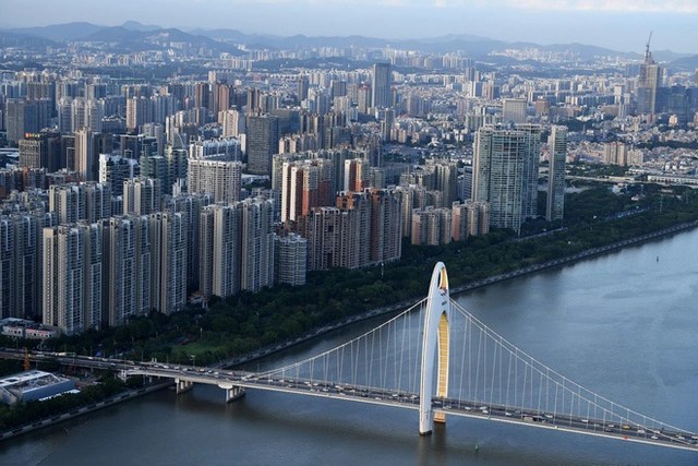 The most expensive city in the world in 2022: 78,000 VND / liter of gasoline, the price of a cup of coffee is up to 120,000 VND - Photo 2.
