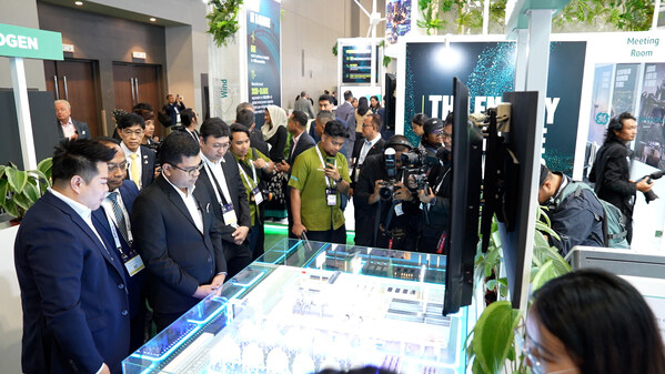 Shanghai Electric Showcases Green Energy Innovations at Enlit Asia 2024, Bringing Products Designed to Empower Malaysia for Green Transition.