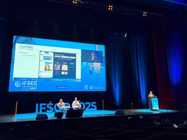 Myeongjin Goh from the Amorepacific R&I Center presents “Development of the Generative AI-based Pipeline Architecture for Advanced Virtual Makeup” at the 35th IFSCC Congress.