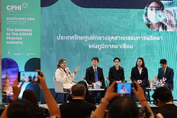 Industry and government leaders take part in a panel discussion at the CPHI South East Asia 2026 press conference, highlighting Thailand's role as the region's pharmaceutical manufacturing hub.